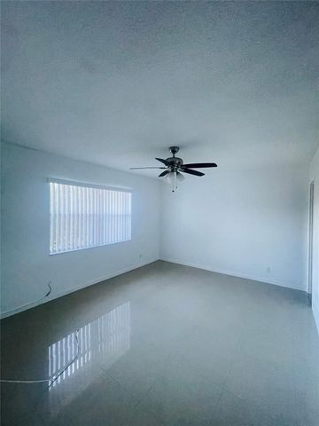 6300 S Falls Circle Drive 412, Lauderhill, FL 33319