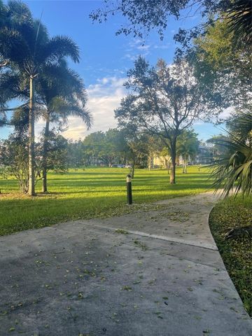 6300 S Falls Circle Drive 412, Lauderhill, FL 33319