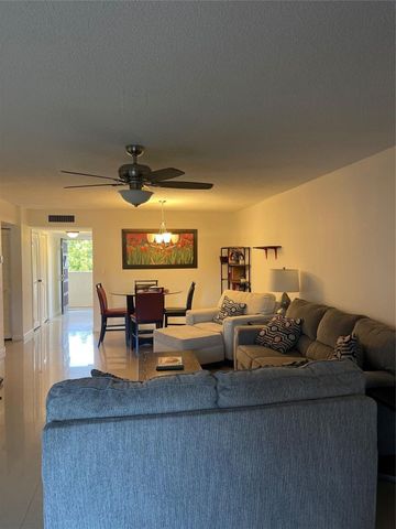 6300 S Falls Circle Drive 412, Lauderhill, FL 33319