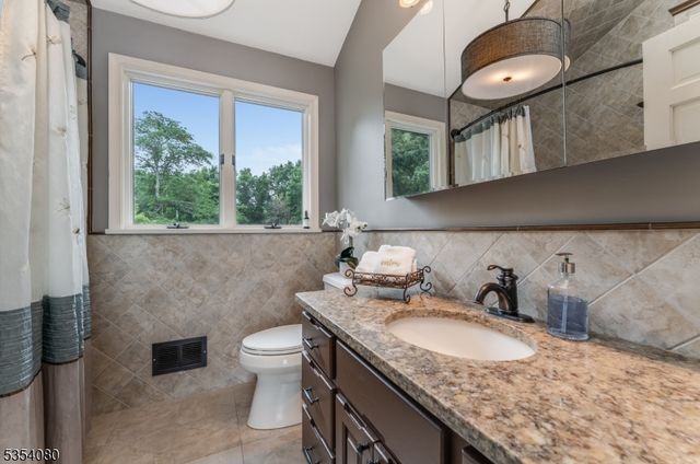 133 Red Mill Road, Lebanon Twp., NJ 08826