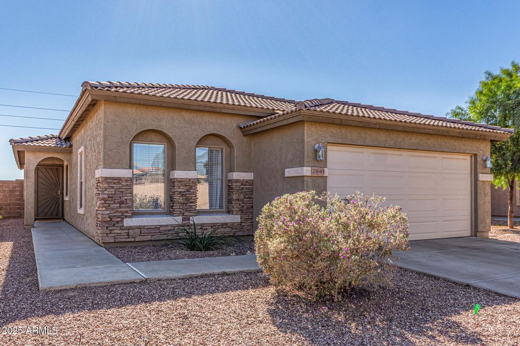 25643 W SATELLITE Lane, Buckeye, AZ 85326
