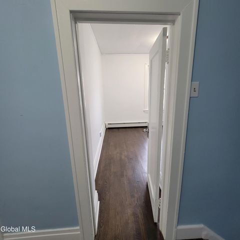 212 Ontario Street, Albany, NY 12203