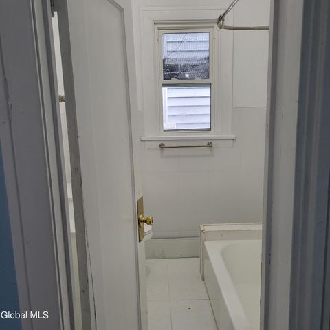 212 Ontario Street, Albany, NY 12203