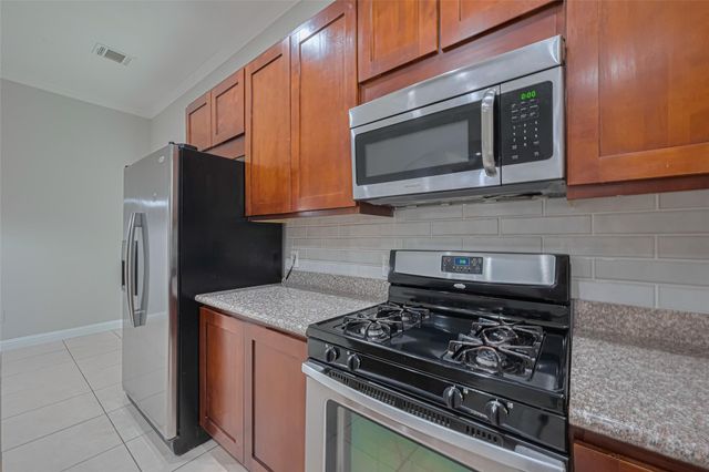 15415 Addicks Stone Drive B, Houston, TX 77082