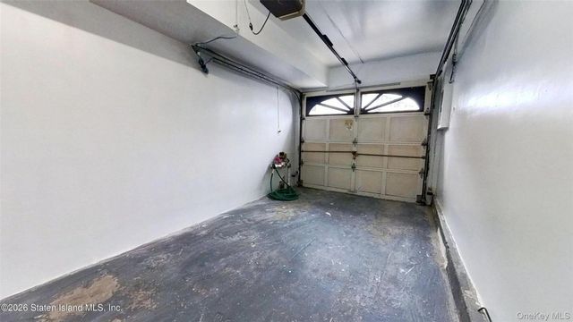 41 Simmons Loop, Staten Island, NY 10314