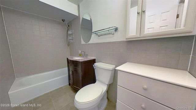 41 Simmons Loop, Staten Island, NY 10314