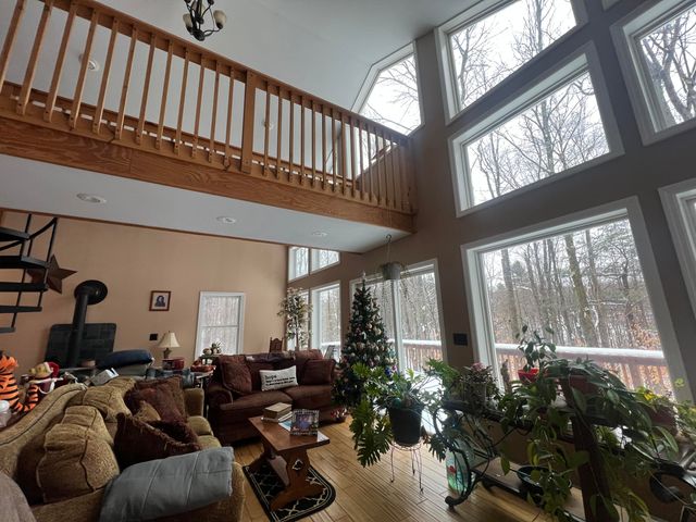 27 French Road, North Bangor, NY 12966