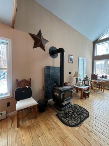 27 French Road, North Bangor, NY 12966