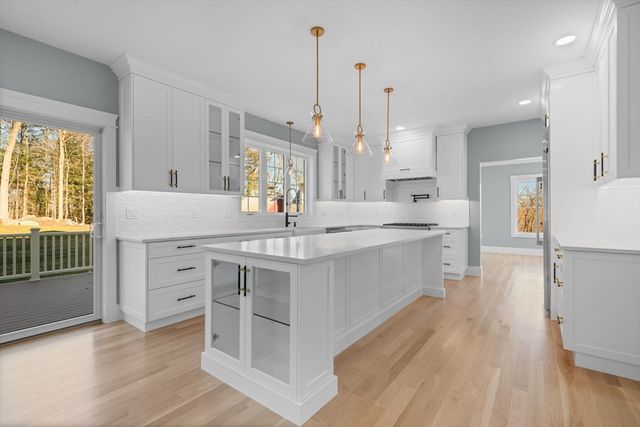 1A Highland Way, Burlington, MA 01803