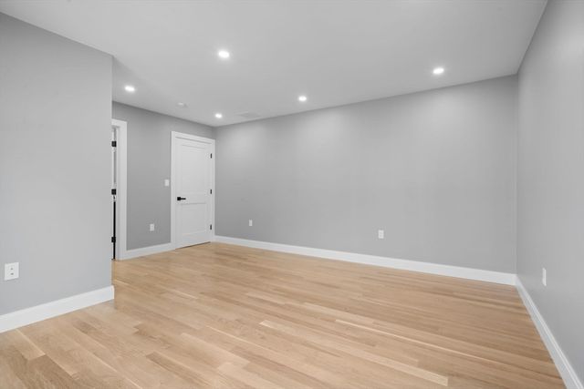 1A Highland Way, Burlington, MA 01803