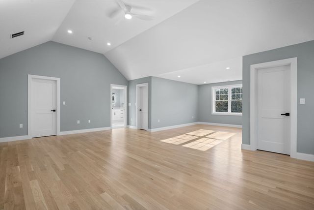 1A Highland Way, Burlington, MA 01803