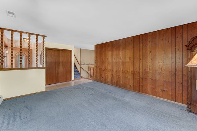 13007 S Oak Park Avenue, Palos Heights, IL 60463
