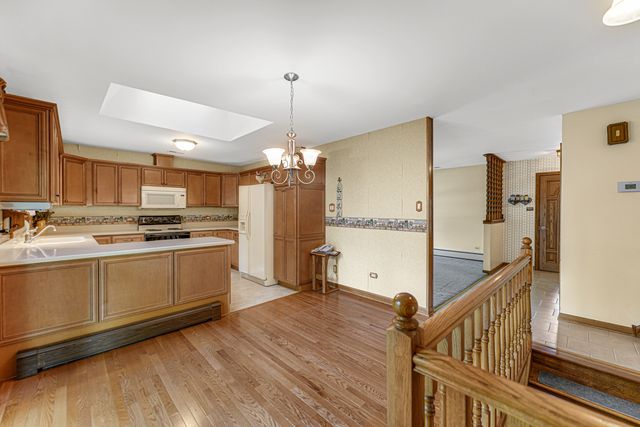 13007 S Oak Park Avenue, Palos Heights, IL 60463