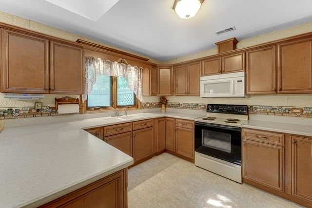 13007 S Oak Park Avenue, Palos Heights, IL 60463