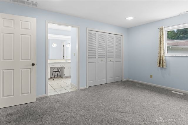 61 Lynn Rae Circle, Dayton, OH 45458