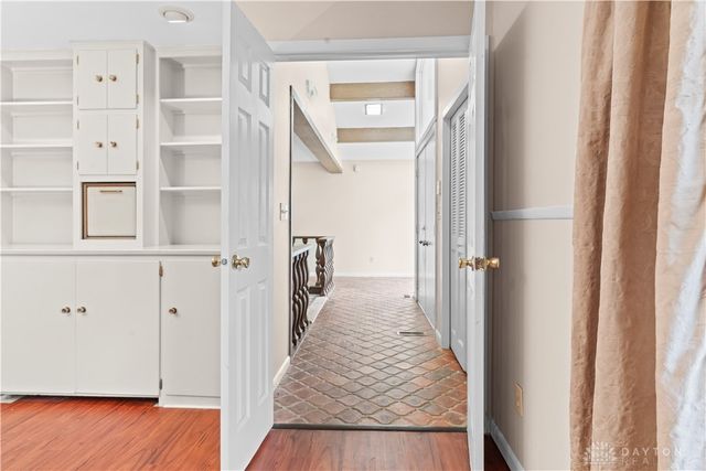 61 Lynn Rae Circle, Dayton, OH 45458
