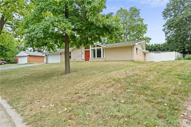 61 Lynn Rae Circle, Dayton, OH 45458
