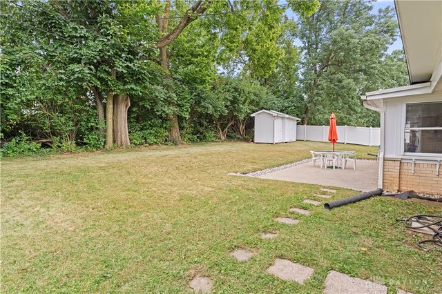 61 Lynn Rae Circle, Dayton, OH 45458