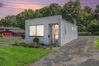 902 Capital Avenue NE, Battle Creek, MI 49017