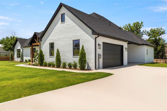 2884 Springridge Road, Guthrie, OK 73044