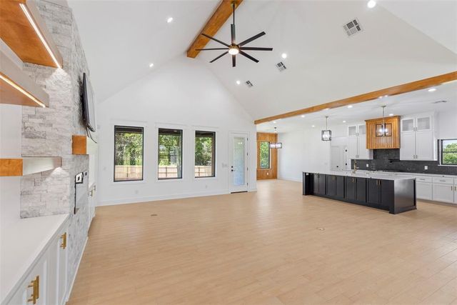2884 Springridge Road, Guthrie, OK 73044
