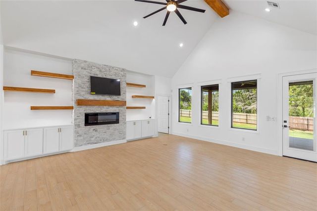 2884 Springridge Road, Guthrie, OK 73044