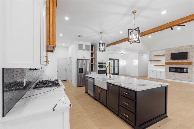 2884 Springridge Road, Guthrie, OK 73044