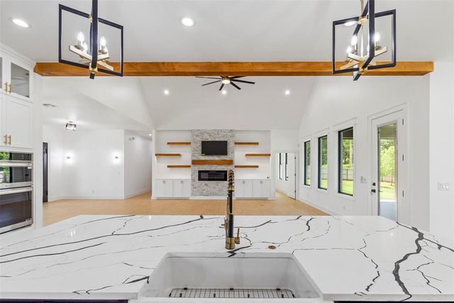 2884 Springridge Road, Guthrie, OK 73044