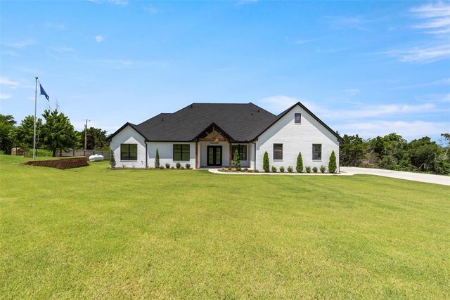 2884 Springridge Road, Guthrie, OK 73044