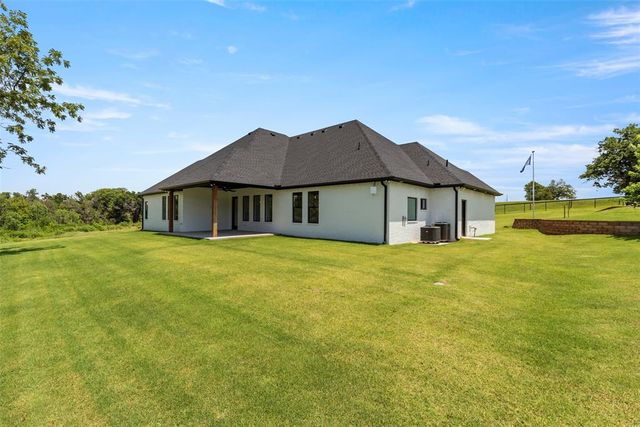 2884 Springridge Road, Guthrie, OK 73044