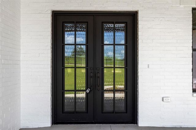 2884 Springridge Road, Guthrie, OK 73044
