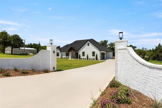 2884 Springridge Road, Guthrie, OK 73044