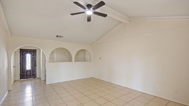 2102 E Timberview Lane, Arlington, TX 76014