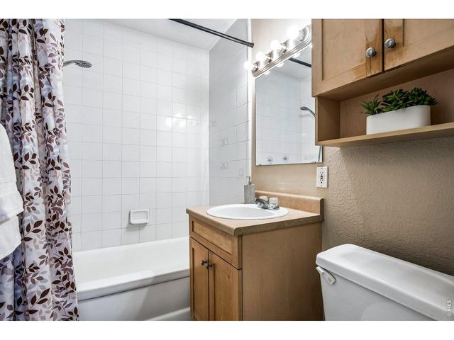 2500 S York St 213, Denver, CO 80210