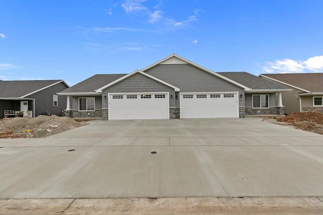 505 FOUNDERS WAY, Little Chute, WI 54140