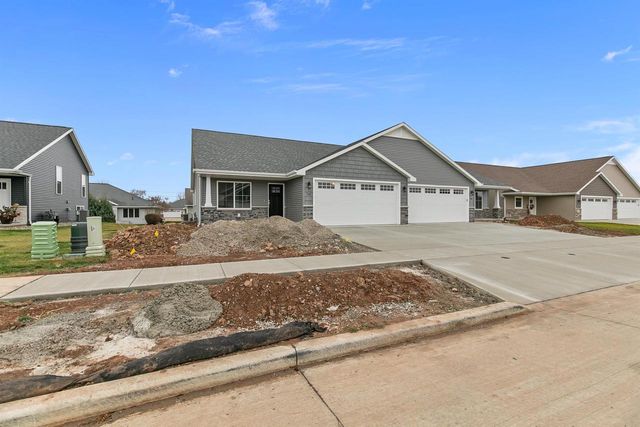 505 FOUNDERS WAY, Little Chute, WI 54140