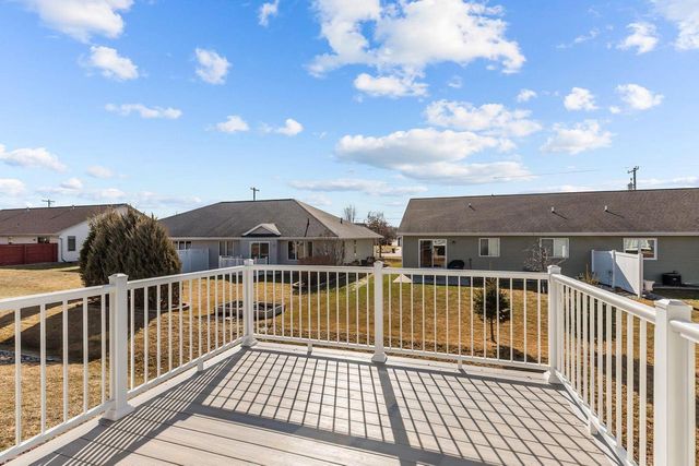 505 FOUNDERS WAY, Little Chute, WI 54140