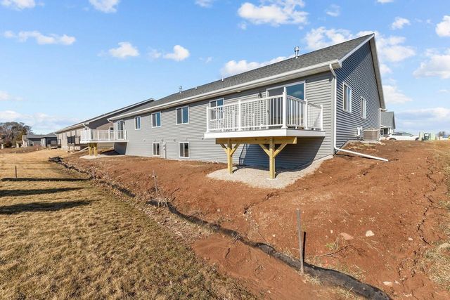 505 FOUNDERS WAY, Little Chute, WI 54140