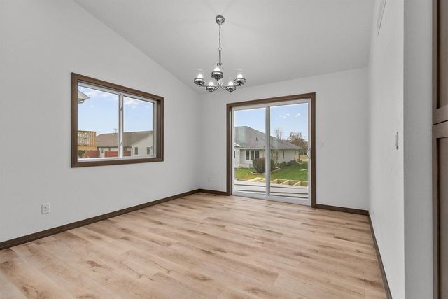 505 FOUNDERS WAY, Little Chute, WI 54140