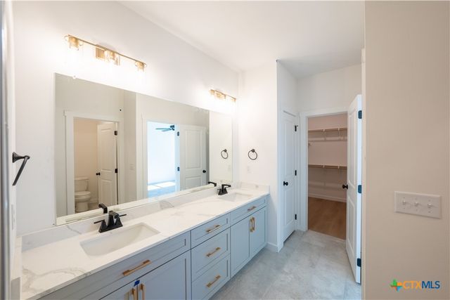 727 Liberty Park Drive, Belton, TX 76513