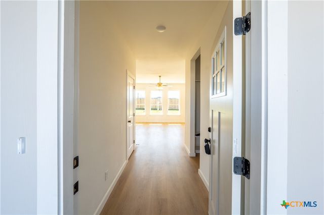 727 Liberty Park Drive, Belton, TX 76513