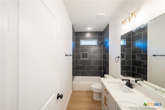 727 Liberty Park Drive, Belton, TX 76513