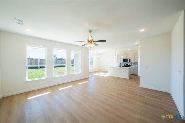 727 Liberty Park Drive, Belton, TX 76513