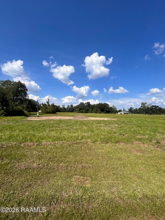 1285 Henderson Highway, Breaux Bridge, LA 70517