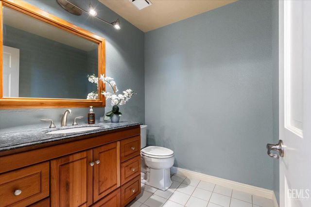 24050 Jacaranda Drive, Tehachapi, CA 93561