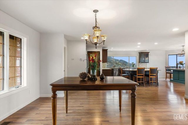24050 Jacaranda Drive, Tehachapi, CA 93561