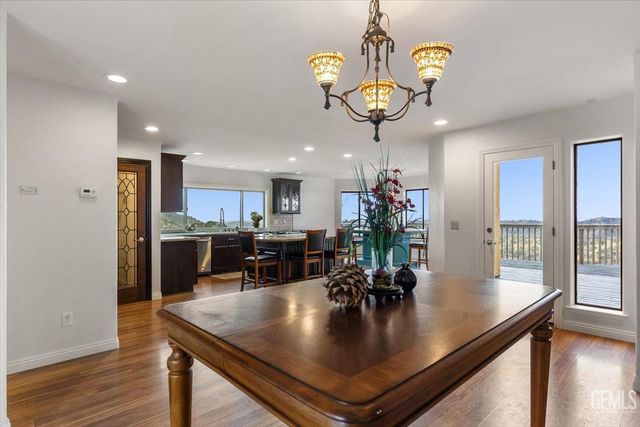24050 Jacaranda Drive, Tehachapi, CA 93561