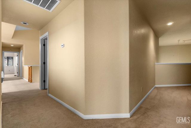 24050 Jacaranda Drive, Tehachapi, CA 93561