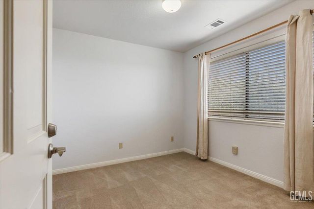 24050 Jacaranda Drive, Tehachapi, CA 93561