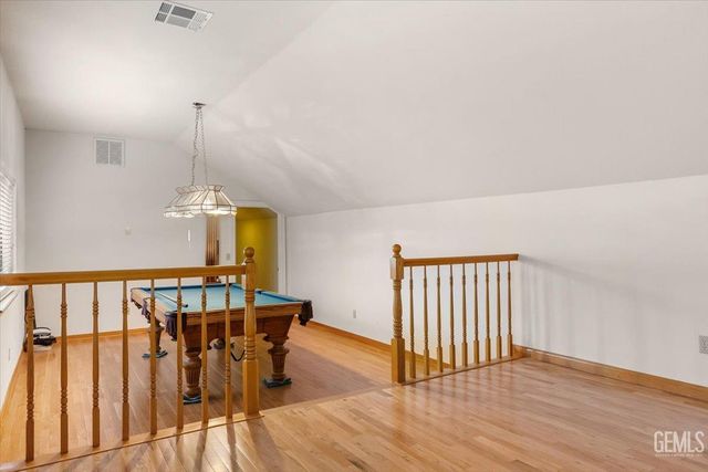 24050 Jacaranda Drive, Tehachapi, CA 93561